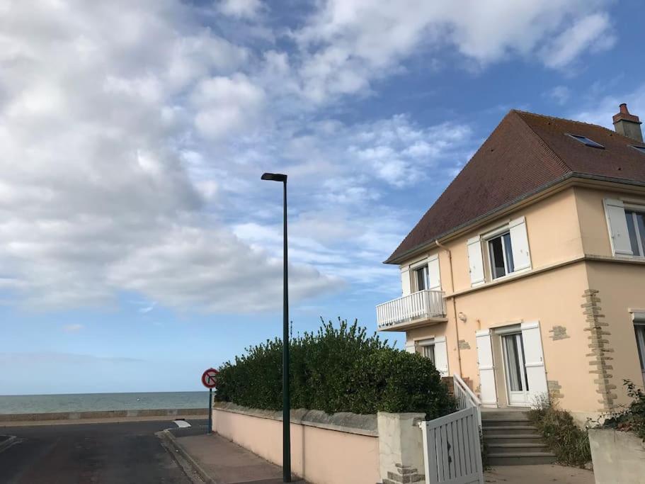 Vue Exceptionnelle En Front De Mer, 8 Personnes Ver-sur-Mer Exterior foto